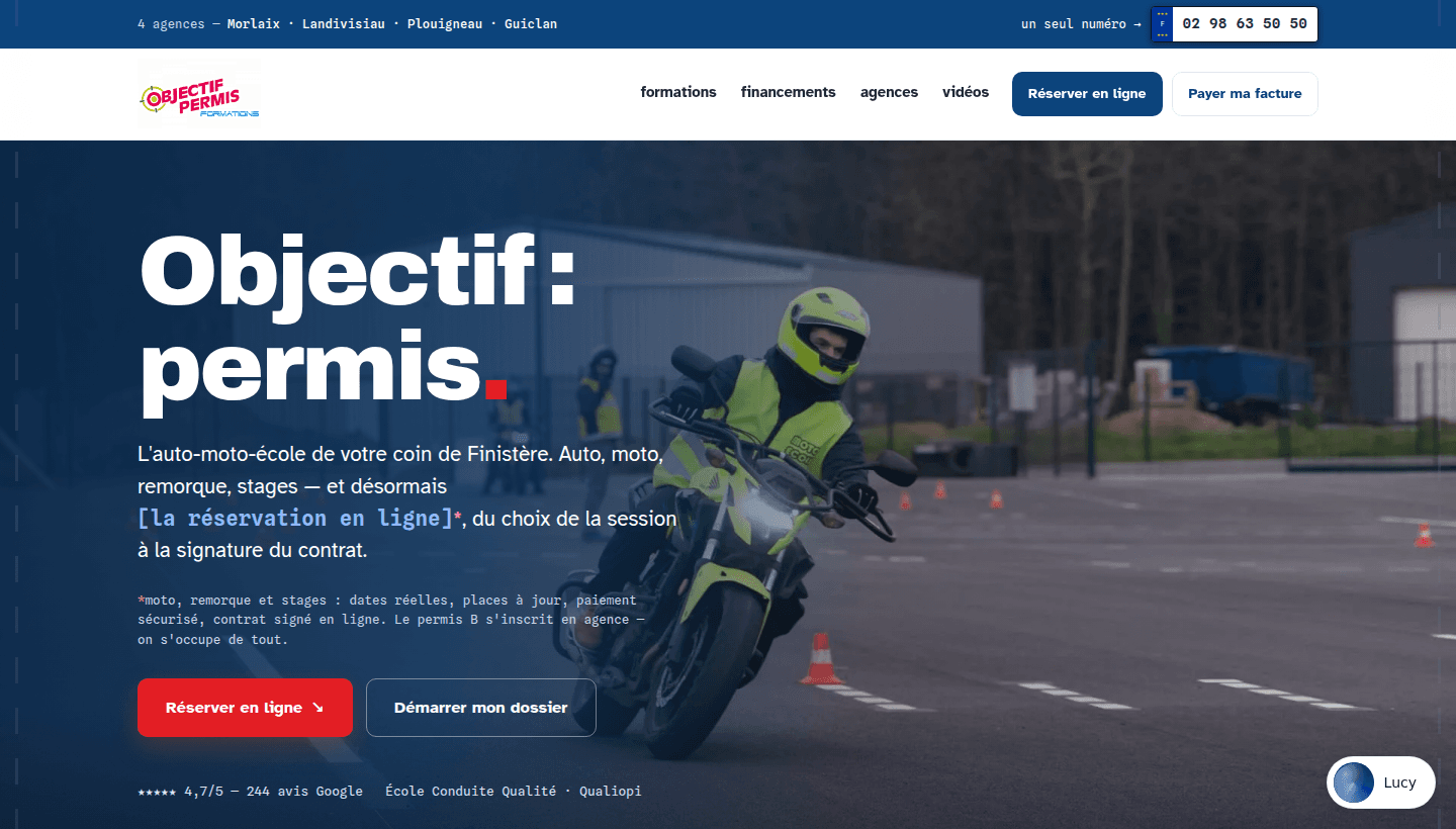 Page d’accueil d’objectifpermis.fr : l’accroche « Objectif : permis », la réservation en ligne annoncée pour la moto, la remorque et les stages avec dates réelles et places à jour, la note de 4,7 sur 5 et les quatre agences du réseau.